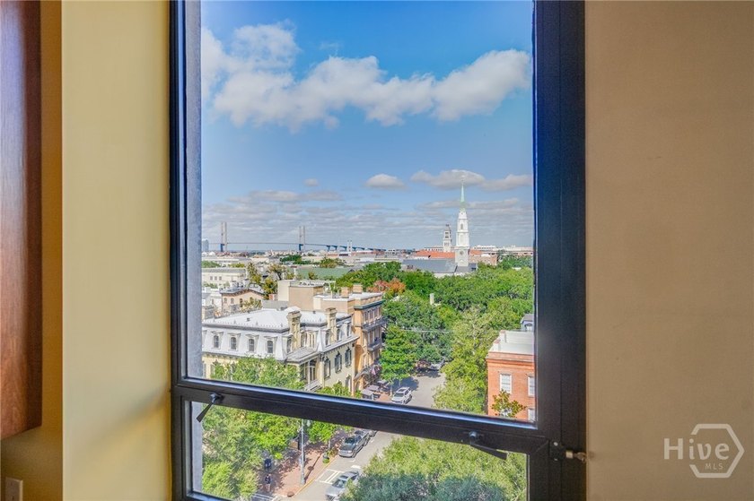Perched on the 6th floor of The DeSoto, this residence offers a - photo 22