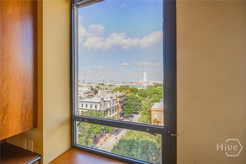 Perched on the 6th floor of The DeSoto, this residence offers a - photo 23