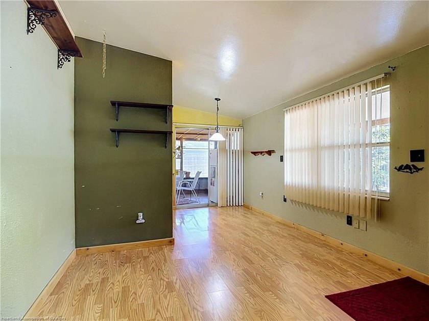 SEE IT TO BELIEVE IT! This charming classic bungalow is move-in - photo 23