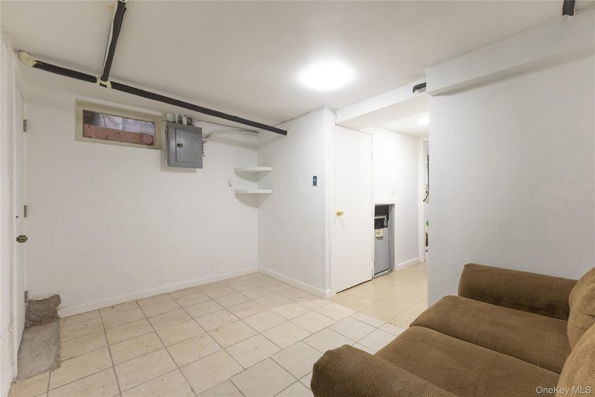 Welcome to this beautifully maintained, move in ready two - photo 27