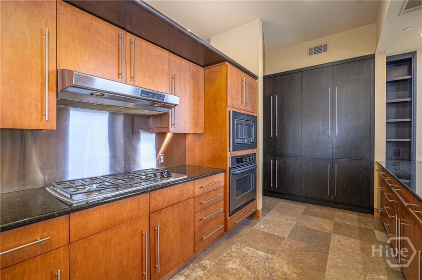 Perched on the 6th floor of The DeSoto, this residence offers a - photo 29