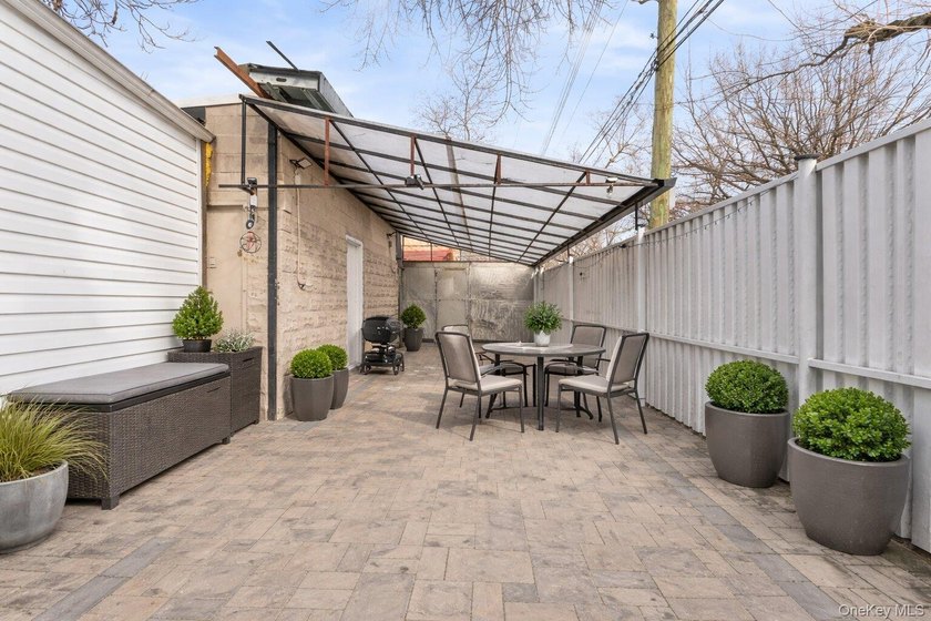 Welcome to this beautifully maintained, move in ready two - photo 30