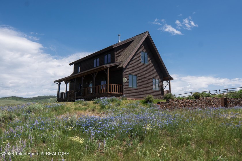 Escape to wide open spaces at 41 Marsh Creek Road in Cora, WY- - photo 3