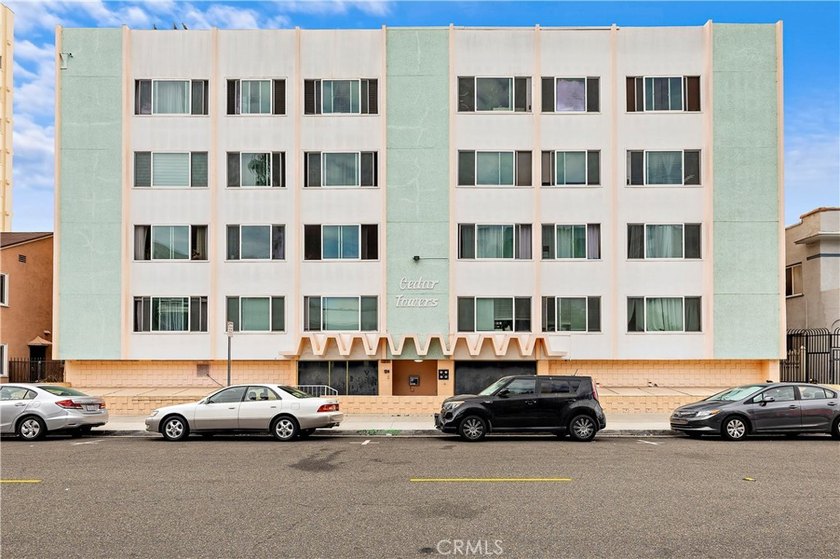 Experience the best of coastal urban living in this beautifully - photo 21