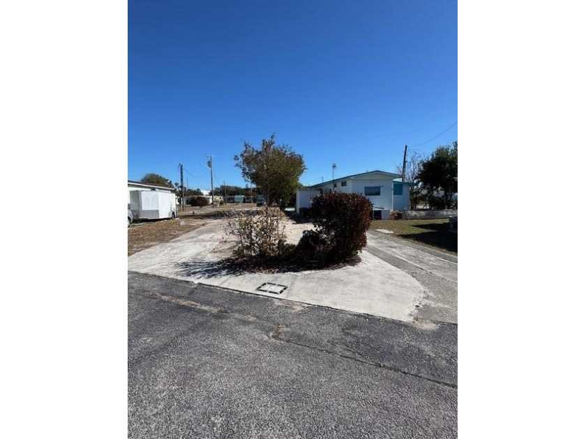 55 + CO-OP Community, Whispering Creek. Vacant Lot...Ready for - photo 4