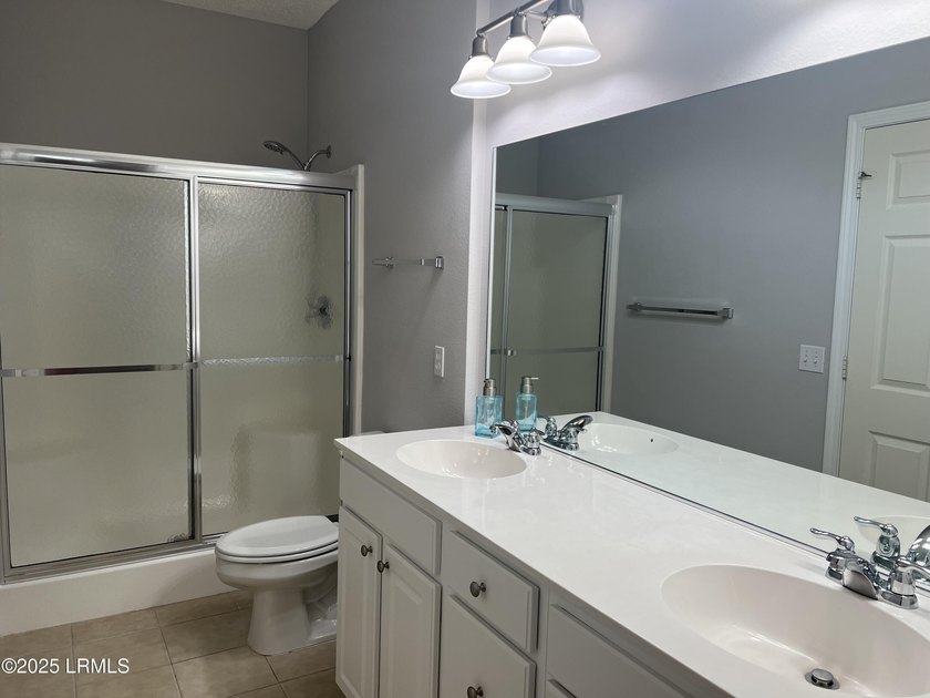 Looking for a welcoming place to call home? This delightful - photo 12