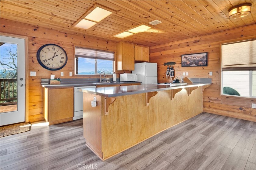 2433 Stern Deck - photo 14