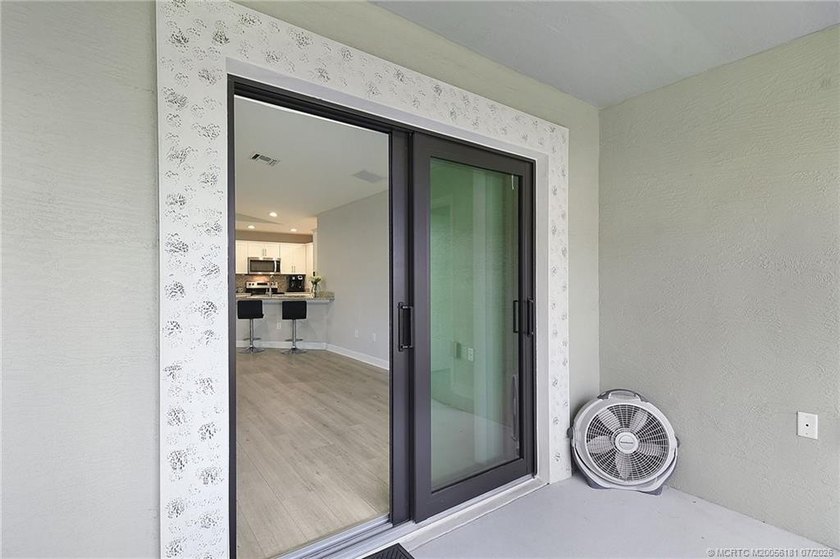 Beautiful furnished CBS 2 Bedroom, 2 Bath, One car garage CBS - photo 31