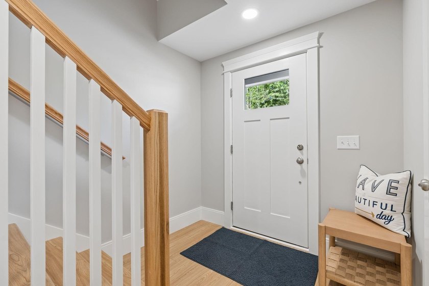 Creekside Crossing offers brand-new, spacious townhomes that - photo 4