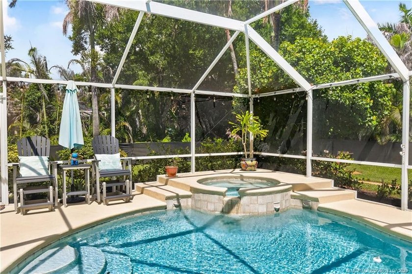 Discover a backyard you'll never want to leave. Winding paver - photo 41