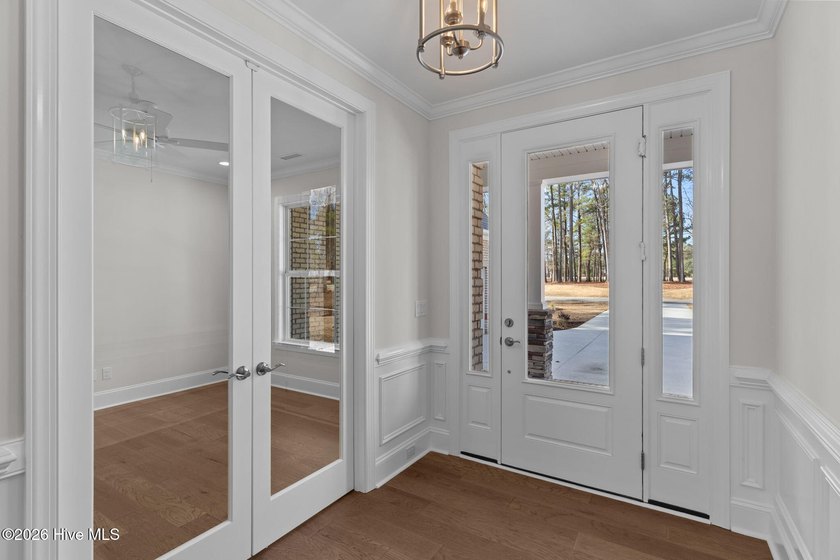 Luxury Coral Bay design by Horizon Homes in Barrington Place - photo 3