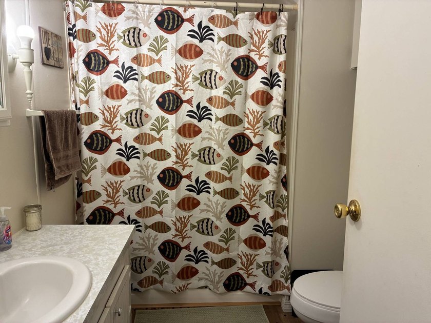 Beautifully maintained, partially furnished 2BR/2BA home located - photo 9