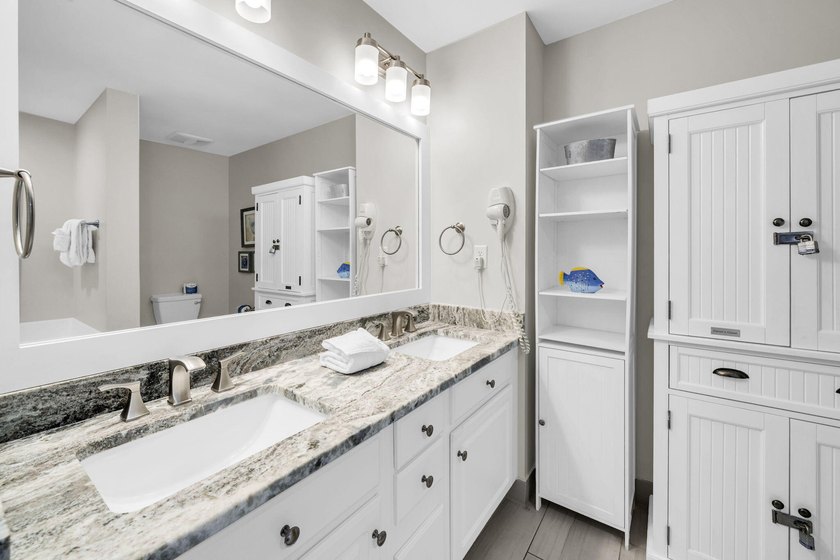 Welcome to this beautifully renovated, southwest-facing - photo 16