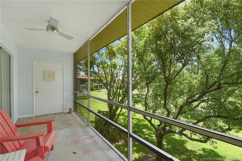 Beautifully renovated one-bedroom residence in Monterey Yacht &amp; - photo 27