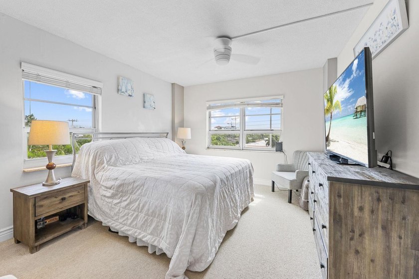 REDUCED to a BARGAIN price !!!! Beautiful and BRIGHT 1 bed/ 1 - photo 17