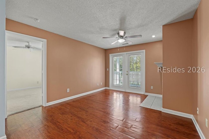 Enjoy easy Bluffton living in this 2BR/2BA condo located in the - photo 12