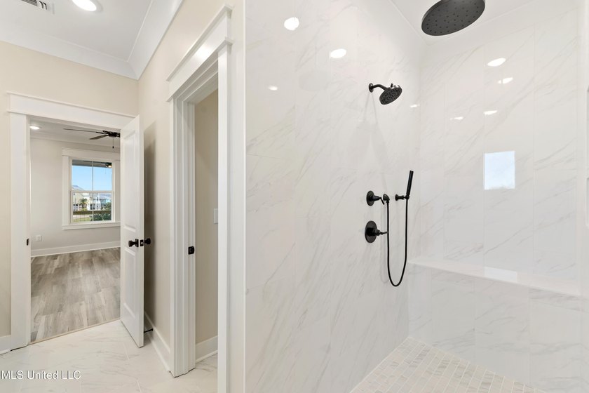 NEW HOME!!!!!! Gorgeous 3 bed 2 bath home in the highly sought - photo 18