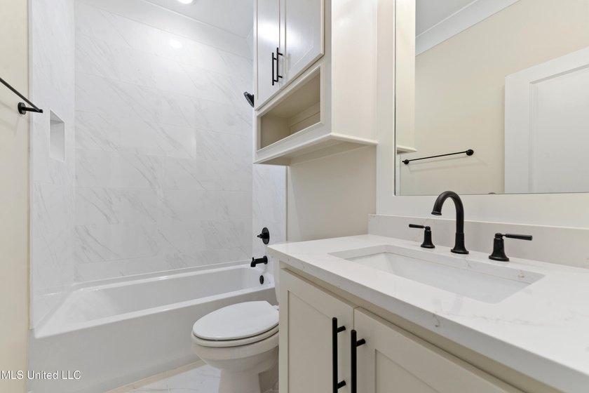 NEW HOME!!!!!! Gorgeous 3 bed 2 bath home in the highly sought - photo 23