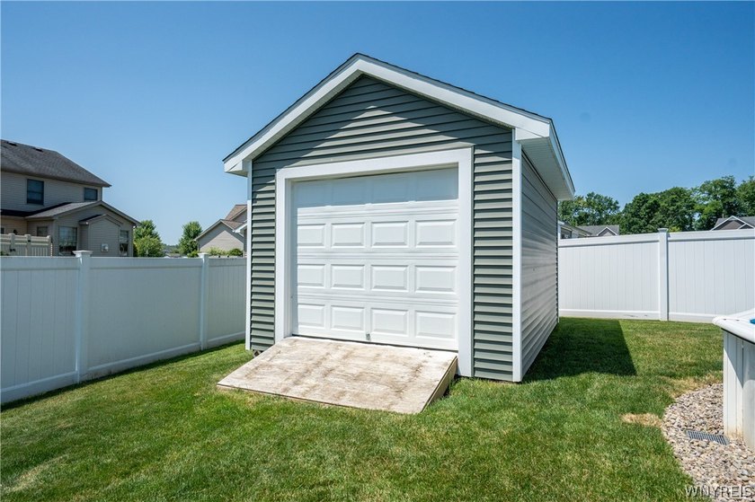 Welcome home! This stunning nine years young Marrano built - photo 40