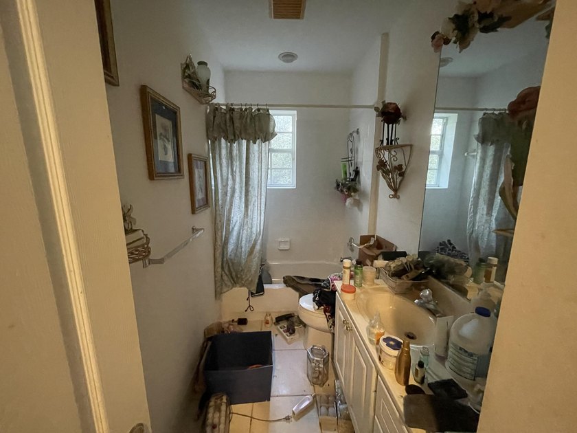 Located on a quiet, shaded street in a peaceful and - photo 6