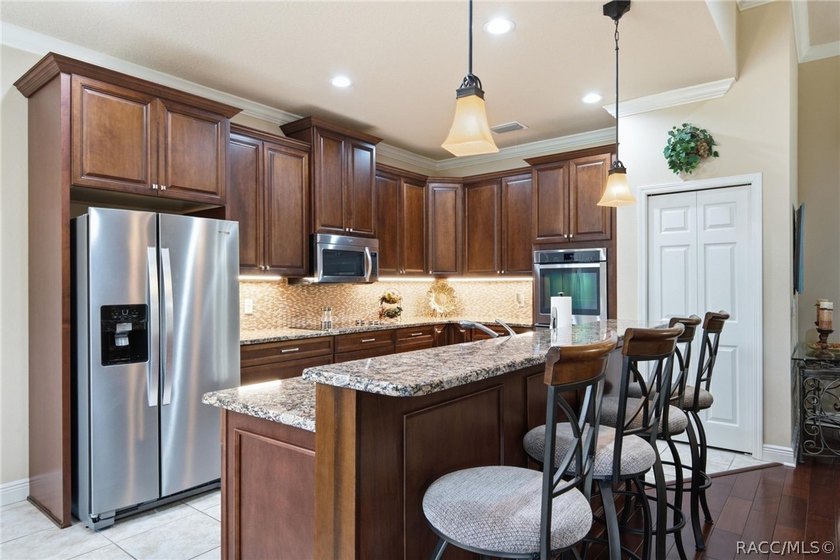 Welcome to this beautifully maintained home in the desirable - photo 12