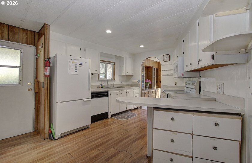 Welcome home to this 2-bedroom, 2-bath double-wide manufactured - photo 12