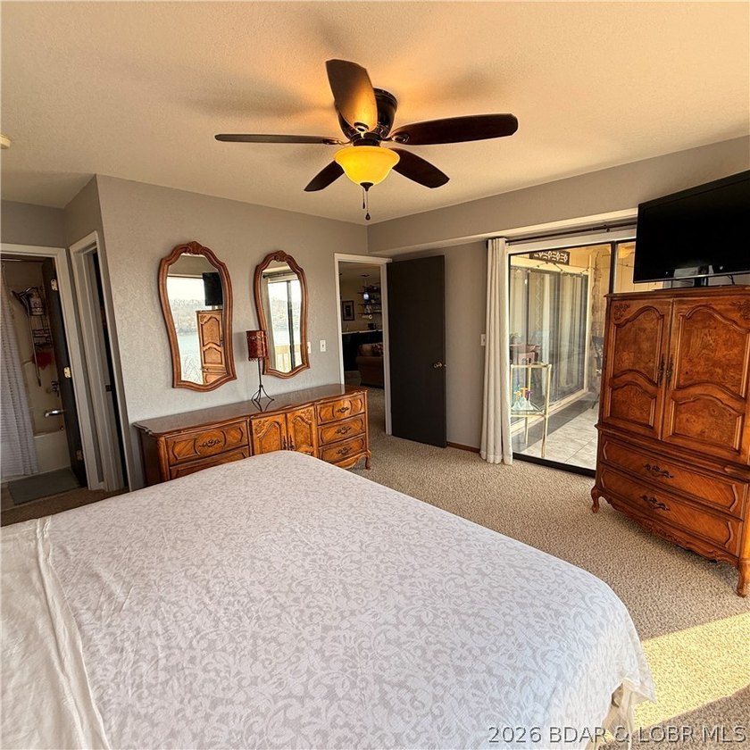 Wake up to some of the best lake views at Bay Point Village - photo 15