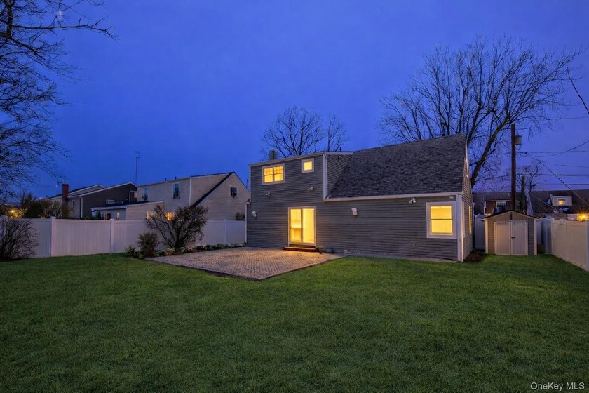 Welcome to 3451 Third Street, Oceanside - a beautifully updated - photo 32