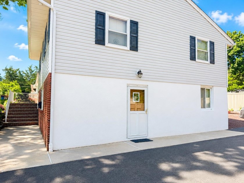 Just under two miles from the vibrant Toms River waterfront - photo 7