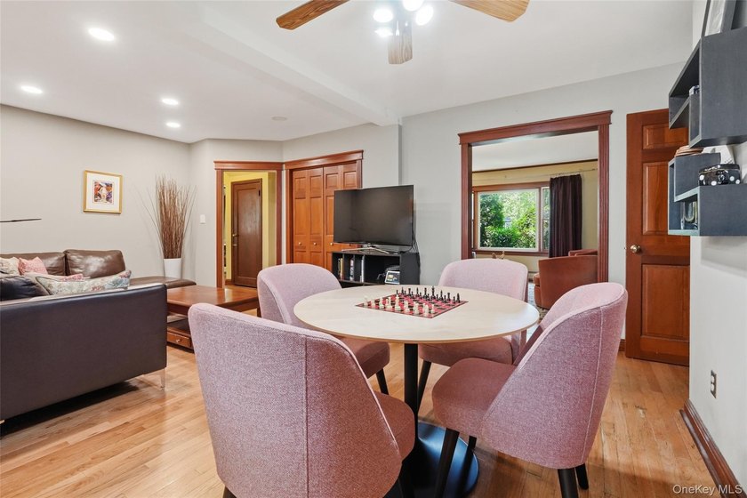 Welcome to 2595 Yorktown St., a fabulous Colonial perfectly - photo 17