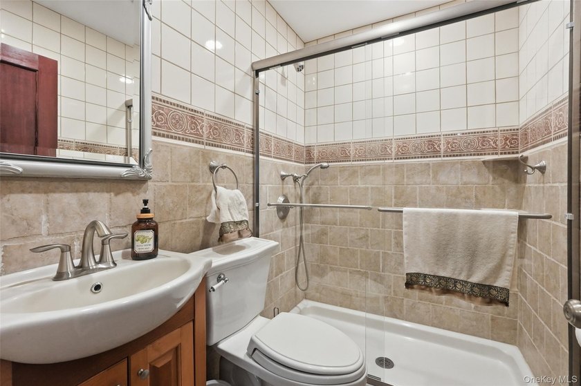 Welcome to 2595 Yorktown St., a fabulous Colonial perfectly - photo 23