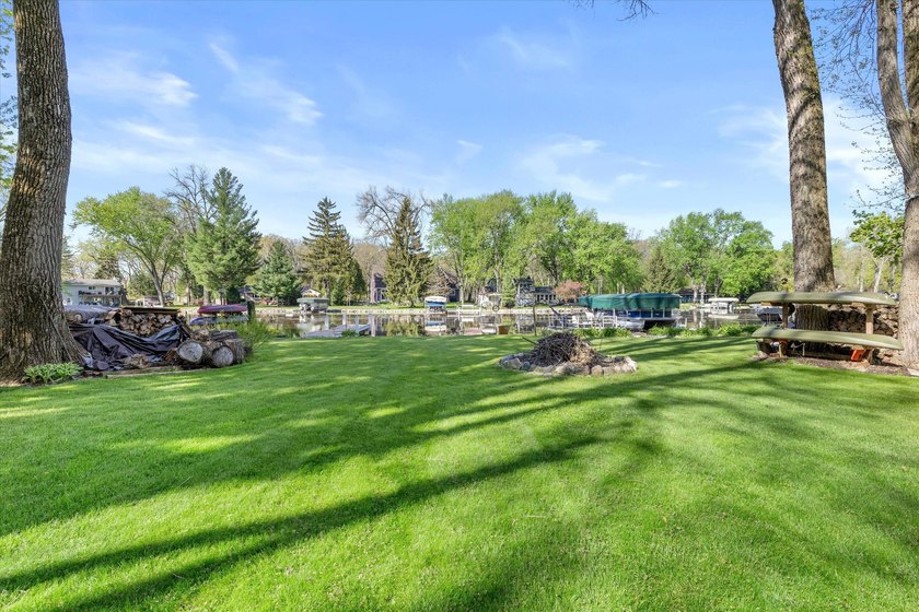 WALK INTO INSTANT EQUITY WITH THIS BEAUTIFUL HOME. Enjoy lake - photo 2