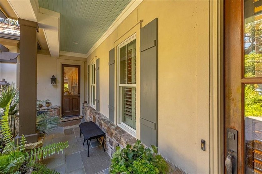 Welcome to 23 Bracklin Court in Frederica Township, a stunning - photo 4