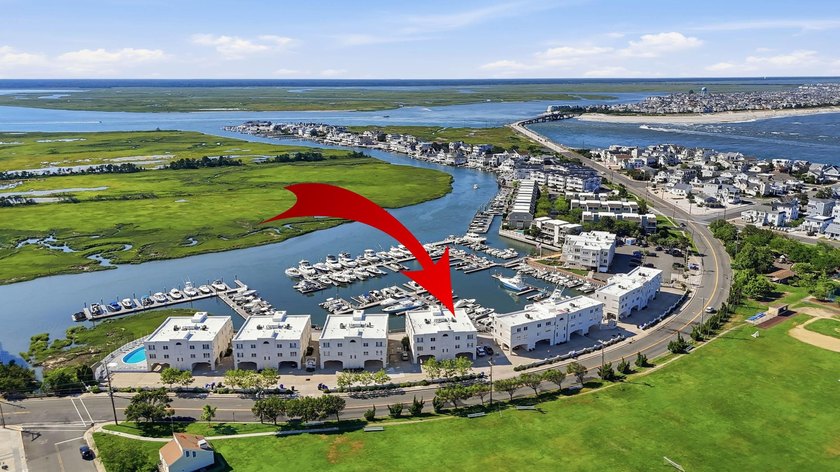 Commanding spectacular panoramic views of Cedar Island and the - photo 8