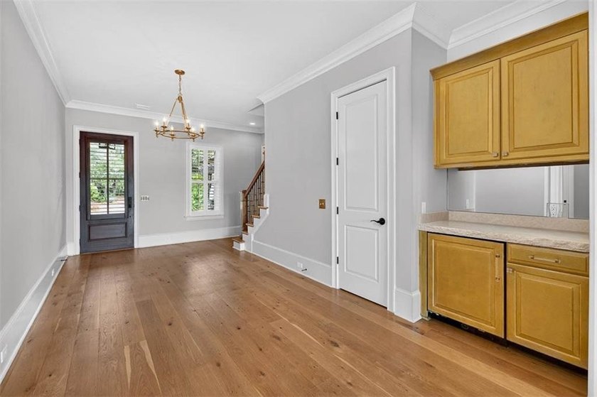 Welcome to 23 Bracklin Court in Frederica Township, a stunning - photo 10