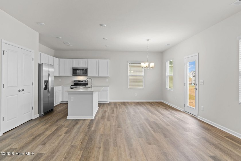 Welcome to The Garrett plan, an exquisitely crafted and - photo 9