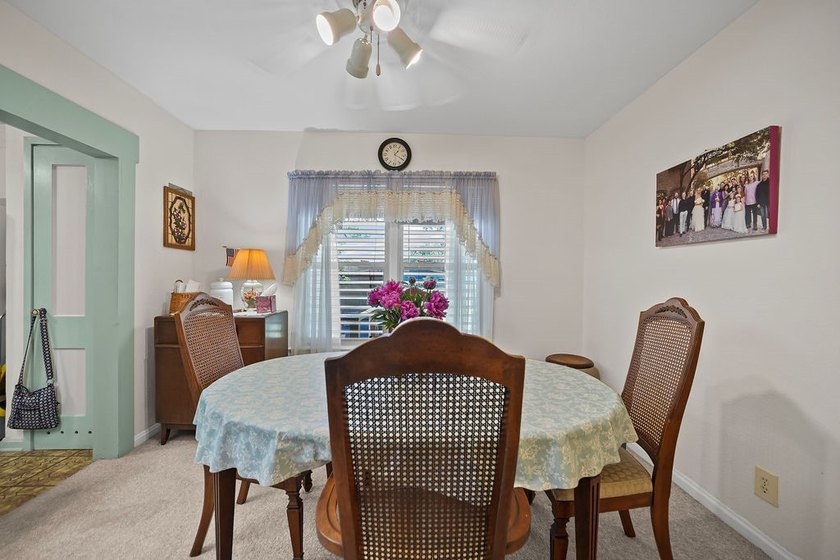 Charming home in the desirable Lindale Park neighborhood! This - photo 12