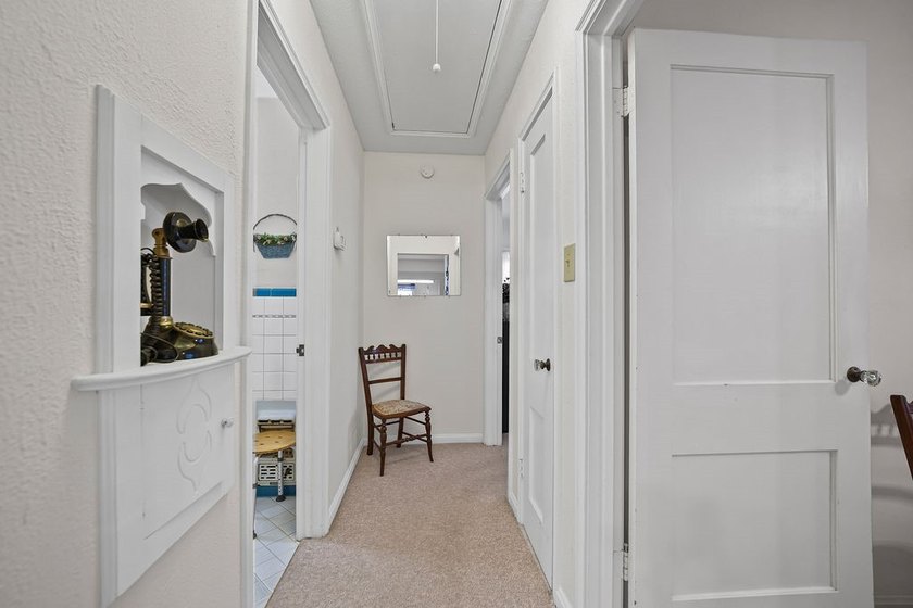 Charming home in the desirable Lindale Park neighborhood! This - photo 16