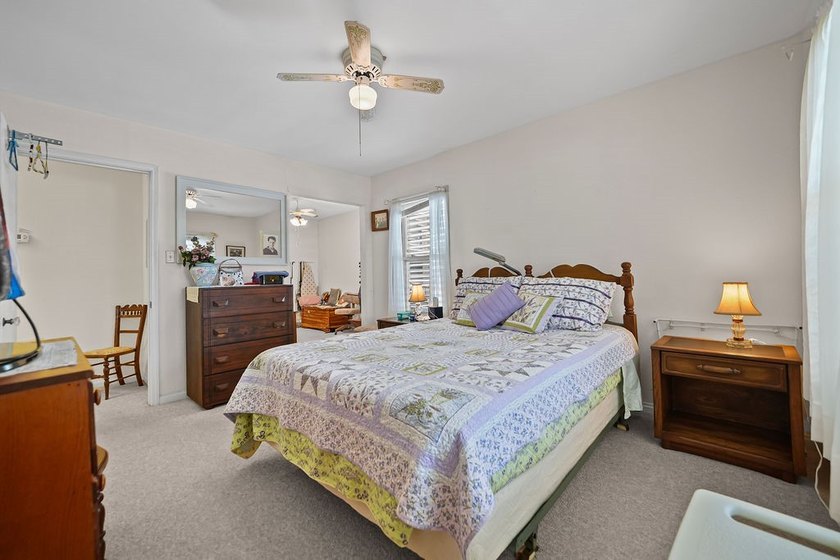 Charming home in the desirable Lindale Park neighborhood! This - photo 23