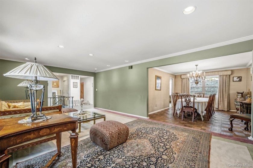 Spacious 3-bedroom, 2.5-bath ranch located in the Village of - photo 6