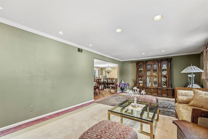 Spacious 3-bedroom, 2.5-bath ranch located in the Village of - photo 7