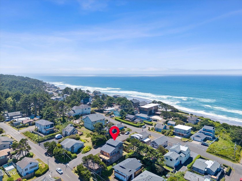 VIEWS, VIEWS, VIEWS - OCEAN, SURF, SAND &amp; CITY LIGHTS! Stunning - photo 3