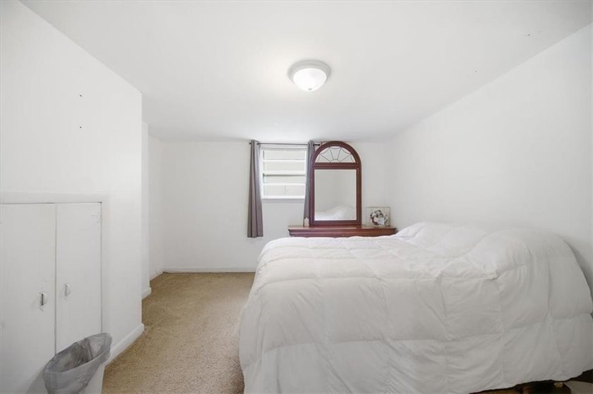 Welcome home to this beautiful four-sided brick residence - photo 21