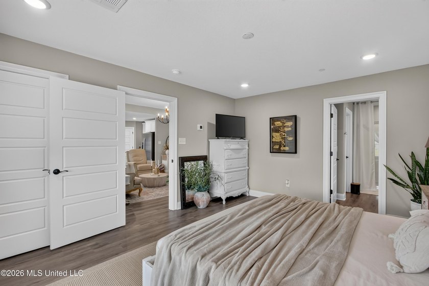 Beautifully maintained home in one of Diamondhead's newest - photo 21