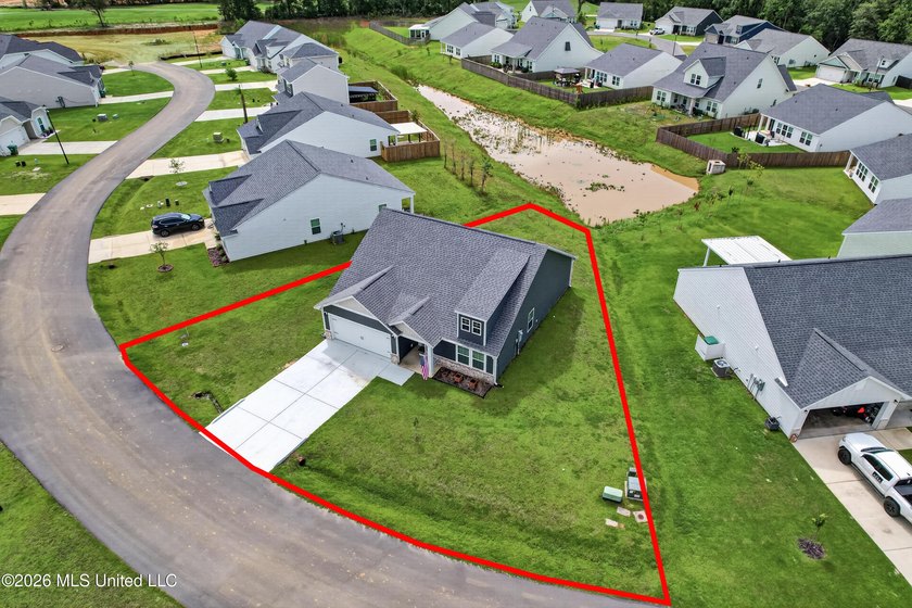 Beautifully maintained home in one of Diamondhead's newest - photo 38