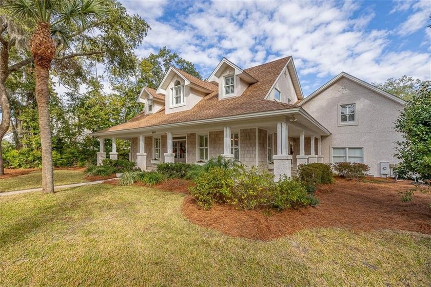 Welcome to 258 Saint James Avenue, a beautiful, updated home - photo 8