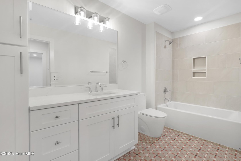 Prestigious New Construction in Landfall! This impressive Bay - photo 15