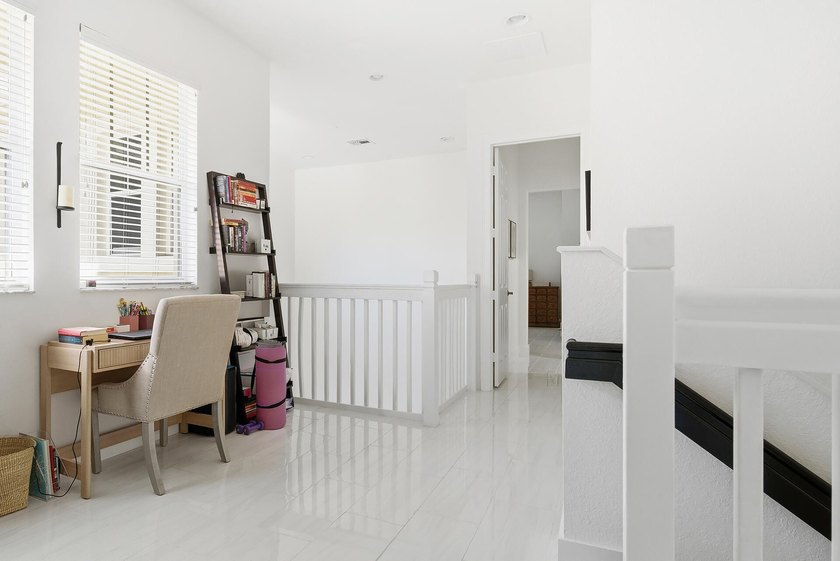 Beautifully renovated two-story residence in the gated CitySide - photo 20