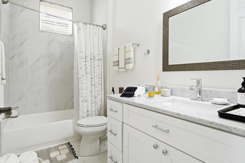 Beautifully renovated two-story residence in the gated CitySide - photo 30