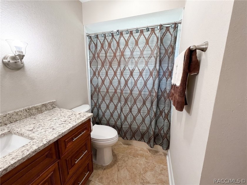 This lovely waterfront, remodeled, fully furnished, end unit - photo 32